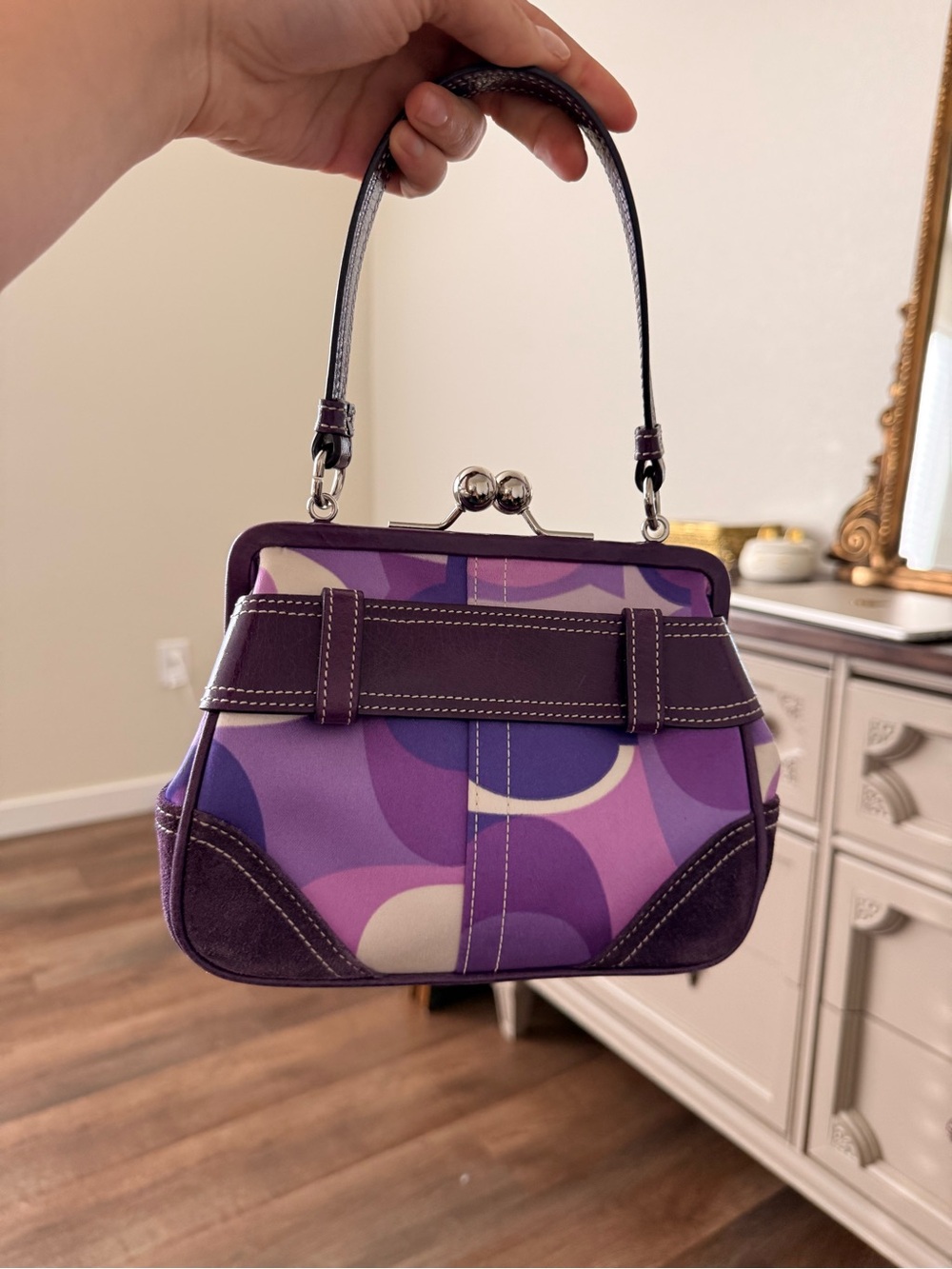 Vintage Coach Kisslock bag in Optic Purple - Picture 3 of 9